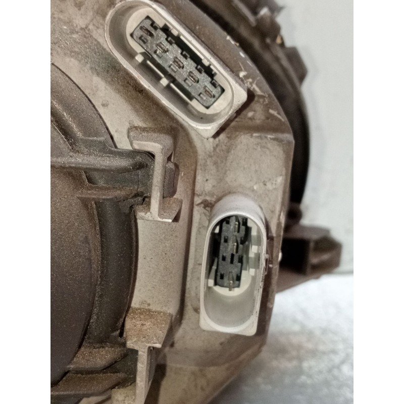 Recambio de faro izquierdo para mercedes-benz clase c (w203) c 200 kompressor (203.045) referencia OEM IAM 0301166271 A203820116