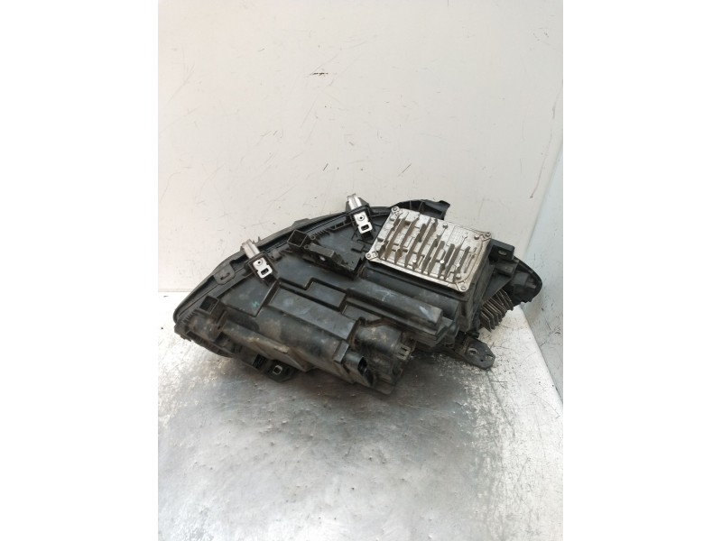 Recambio de faro izquierdo para mercedes-benz clase b sports tourer (w246, w242) b 180 cdi / d (246.212) referencia OEM IAM A246