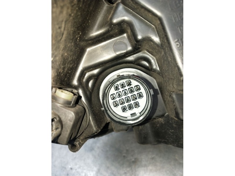 Recambio de faro izquierdo para land rover discovery v (l462) 2.0 sd4 4x4 referencia OEM IAM HY3213VV030E XENON L46217MYLHD 8991