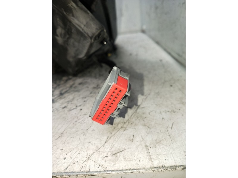 Recambio de retrovisor derecho para land rover discovery v (l462) 2.0 sd4 4x4 referencia OEM IAM  ELÉCTRICO 