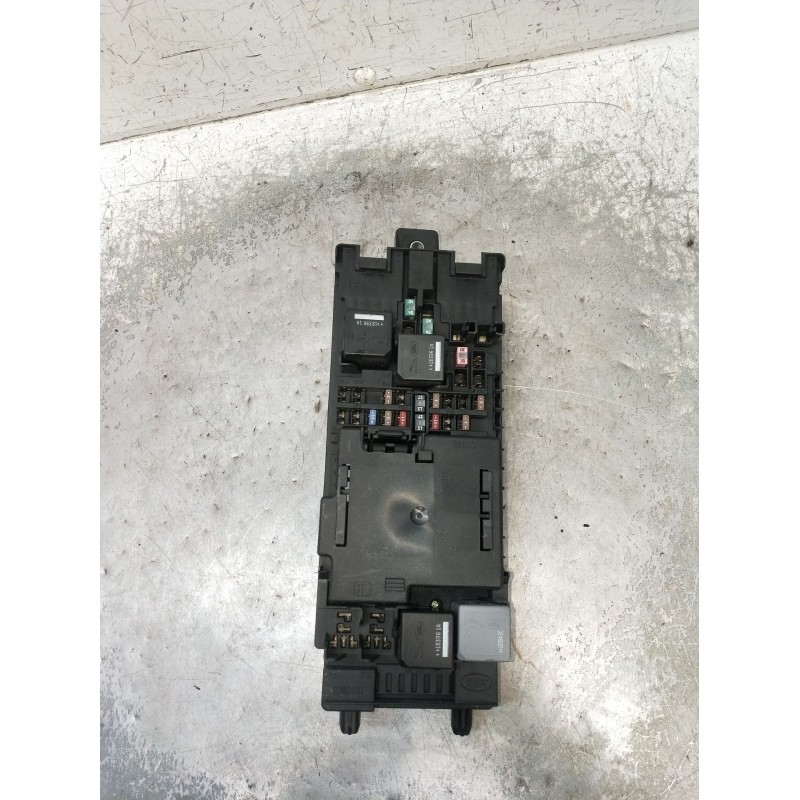 Recambio de caja reles / fusibles para land rover discovery v (l462) 2.0 sd4 4x4 referencia OEM IAM JPLA14A073BB 5C5A11F01 