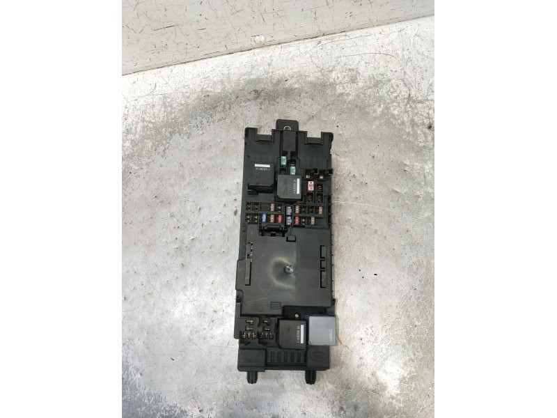 Recambio de caja reles / fusibles para land rover discovery v (l462) 2.0 sd4 4x4 referencia OEM IAM JPLA14A073BB 5C5A11F01 