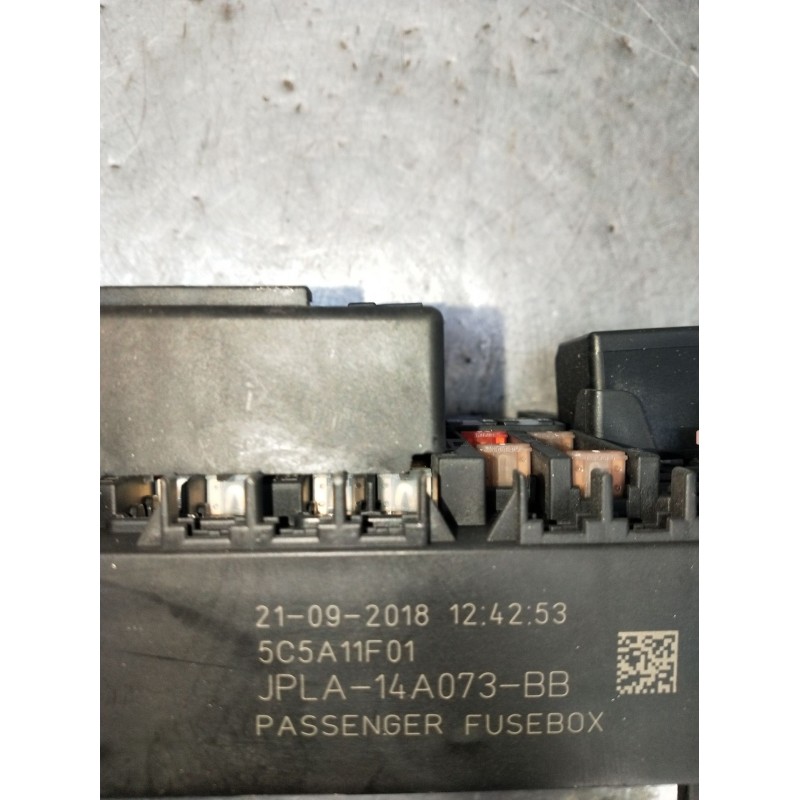 Recambio de caja reles / fusibles para land rover discovery v (l462) 2.0 sd4 4x4 referencia OEM IAM JPLA14A073BB 5C5A11F01 