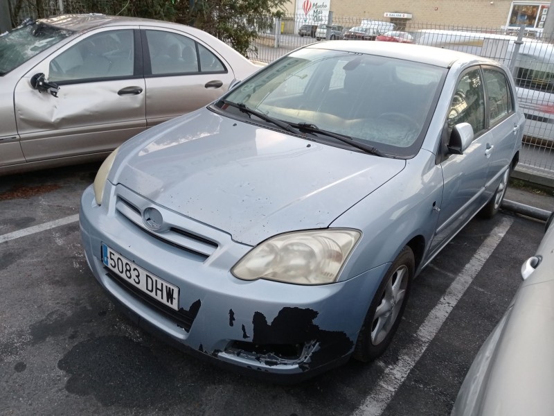 toyota corolla (_e12_) del año 2005