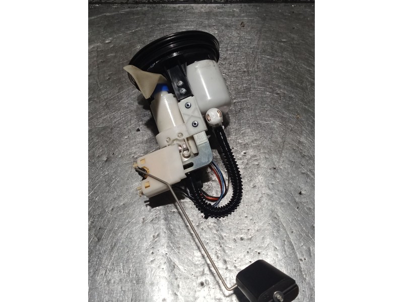 Recambio de bomba combustible para bmw f (801cc - ) f 900 xr (4r90) referencia OEM IAM 982918302 A010823 