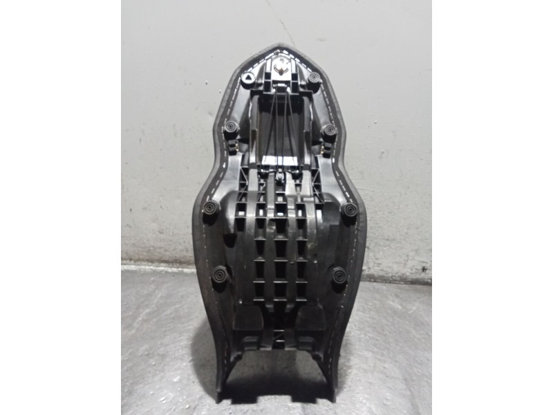 Recambio de asiento para bmw f (801cc - ) f 900 xr (4r90) referencia OEM IAM 52539480752 52538404285 CON DESPERFECTOS