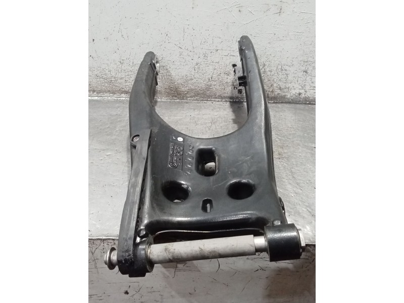 Recambio de puente trasero para bmw f (801cc - ) f 900 xr (4r90) referencia OEM IAM 3335944381203 209229 BASCULANTE