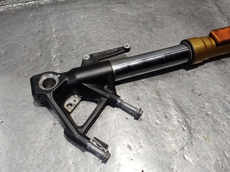 Recambio de amortiguador delantero para bmw f (801cc - ) f 900 xr (4r90) referencia OEM IAM 946789704 073102A 12955