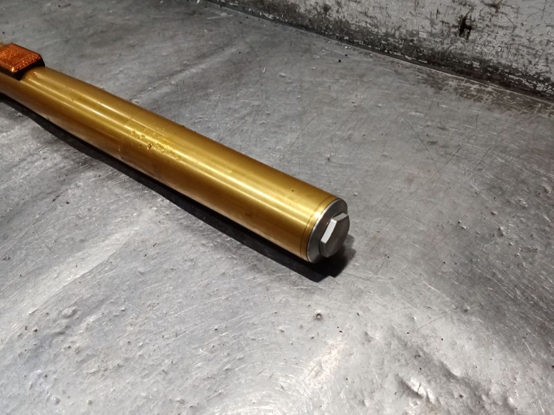 Recambio de amortiguador delantero para bmw f (801cc - ) f 900 xr (4r90) referencia OEM IAM 946789704 073102A 12955