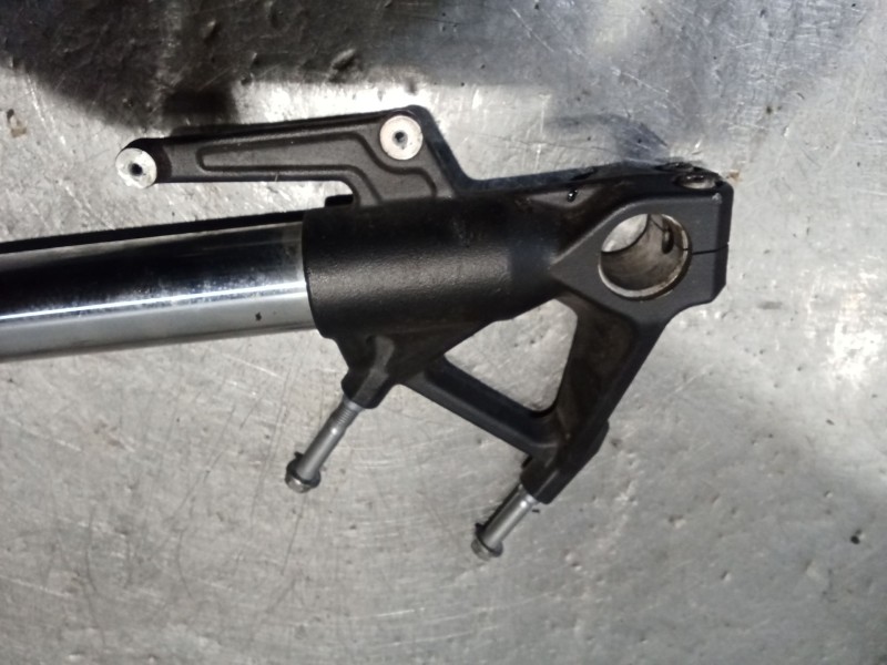 Recambio de amortiguador delantero para bmw f (801cc - ) f 900 xr (4r90) referencia OEM IAM 946789704 73102A20 