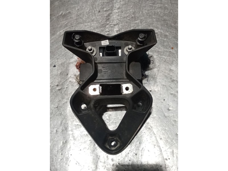 Recambio de piloto trasero central para bmw f (801cc - ) f 900 xr (4r90) referencia OEM IAM 8551834 NXF226FAJ04 