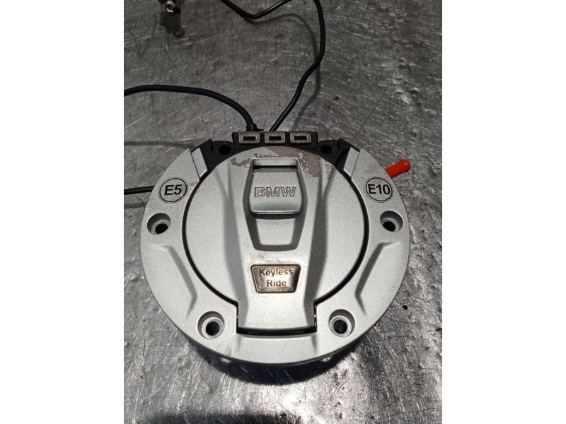 Recambio de tapa exterior combustible para bmw f (801cc - ) f 900 xr (4r90) referencia OEM IAM 8531632  