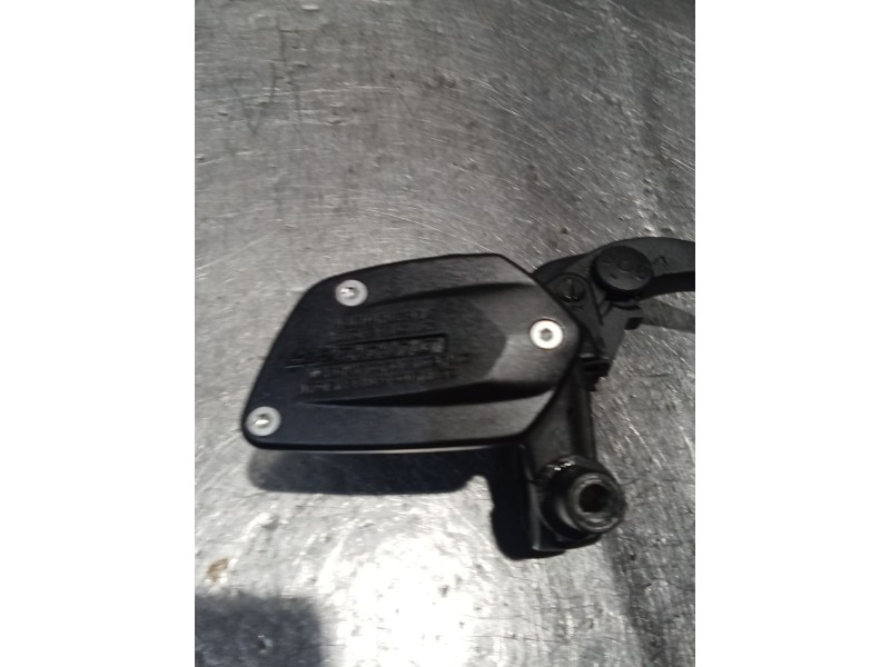 Recambio de bomba freno para bmw f (801cc - ) f 900 xr (4r90) referencia OEM IAM BOMBA FRENO DELANTERO  DESPERFECTOS EN LA MANET
