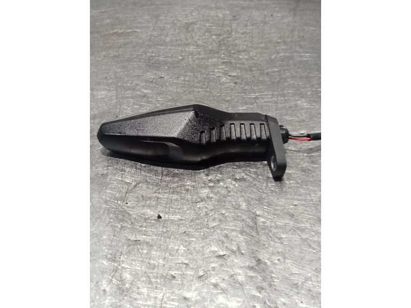 Recambio de piloto trasero derecho para bmw f (801cc - ) f 900 xr (4r90) referencia OEM IAM 855718805H 925265A INTERMITENTE