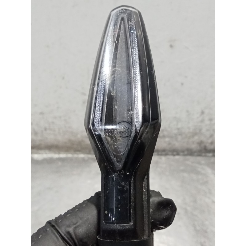 Recambio de piloto trasero derecho para bmw f (801cc - ) f 900 xr (4r90) referencia OEM IAM 855718805H 925265A INTERMITENTE