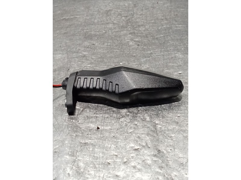 Recambio de piloto delantero izquierdo para bmw f (801cc - ) f 900 xr (4r90) referencia OEM IAM 855718805 925265A INTERMITENTE