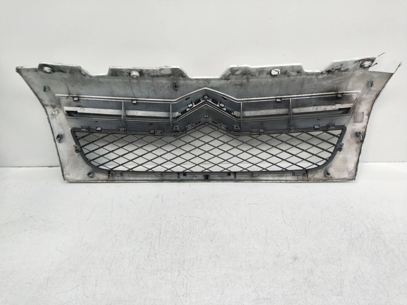 Recambio de rejilla delantera para citroen jumper caja cerrada (06.2006 =>) 2.2 hdi cat referencia OEM IAM 1308069070  