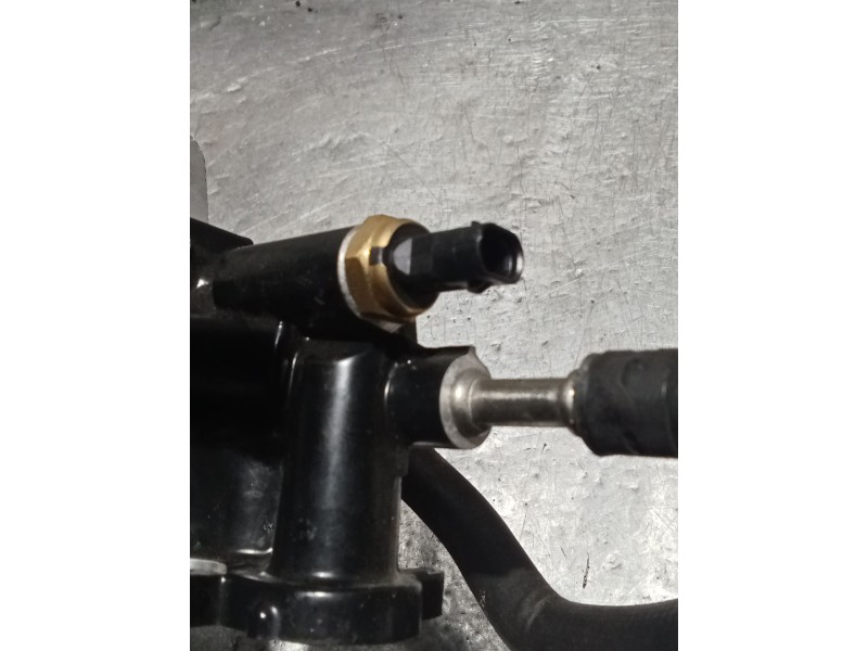 Recambio de termostato para bmw f (801cc - ) f 900 xr (4r90) referencia OEM IAM 8561361  CAJA TERMOSTATO