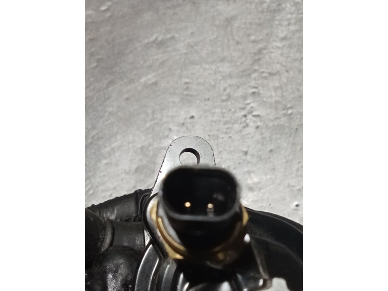 Recambio de termostato para bmw f (801cc - ) f 900 xr (4r90) referencia OEM IAM 8561361  CAJA TERMOSTATO