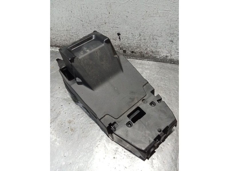 Recambio de moldura para bmw f (801cc - ) f 900 xr (4r90) referencia OEM IAM 8396359 19593510 4662