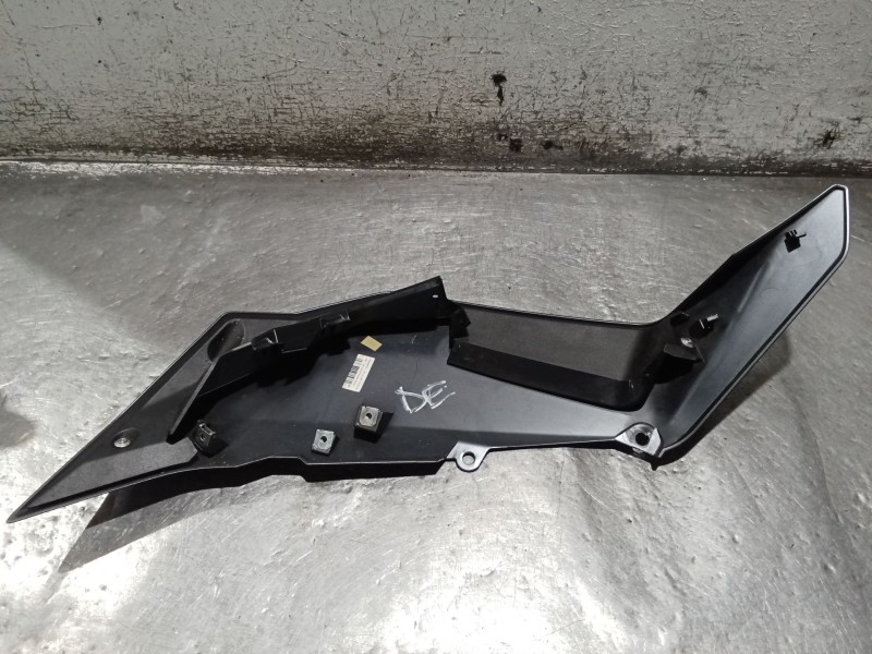 Recambio de moldura para bmw f (801cc - ) f 900 xr (4r90) referencia OEM IAM 3494486001  