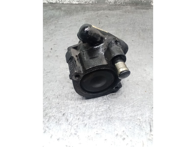 Recambio de bomba direccion para renault clio ii (bb_, cb_) 1.9 d (b/cb0e, bb0j) referencia OEM IAM 7700840105  
