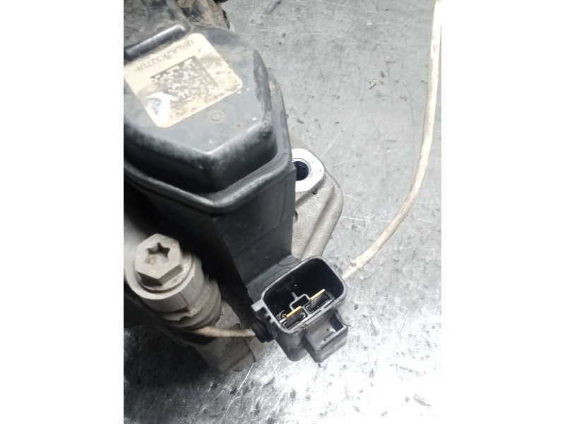 Recambio de pinza freno trasera derecha para land rover discovery v (l462) 2.0 sd4 4x4 referencia OEM IAM HPLA2K327DF  ELECTRICA