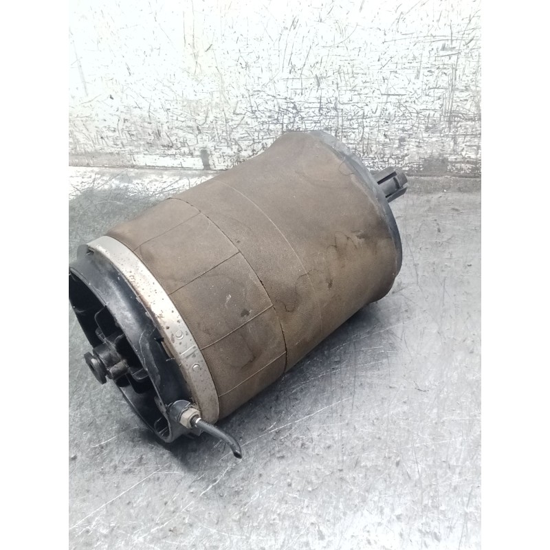 Recambio de amortiguador trasero izquierdo para land rover discovery v (l462) 2.0 sd4 4x4 referencia OEM IAM 394D18T BALONA 