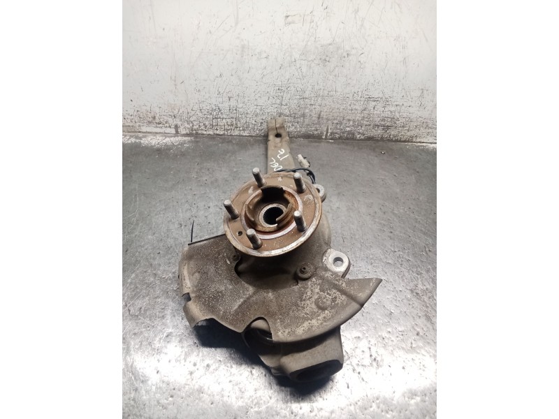 Recambio de mangueta delantera izquierda para land rover discovery v (l462) 2.0 sd4 4x4 referencia OEM IAM   