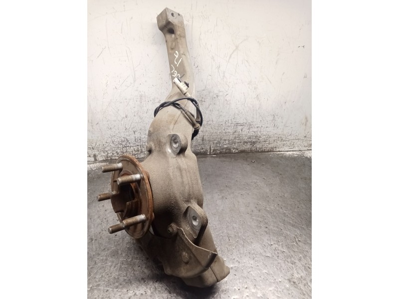 Recambio de mangueta delantera izquierda para land rover discovery v (l462) 2.0 sd4 4x4 referencia OEM IAM   