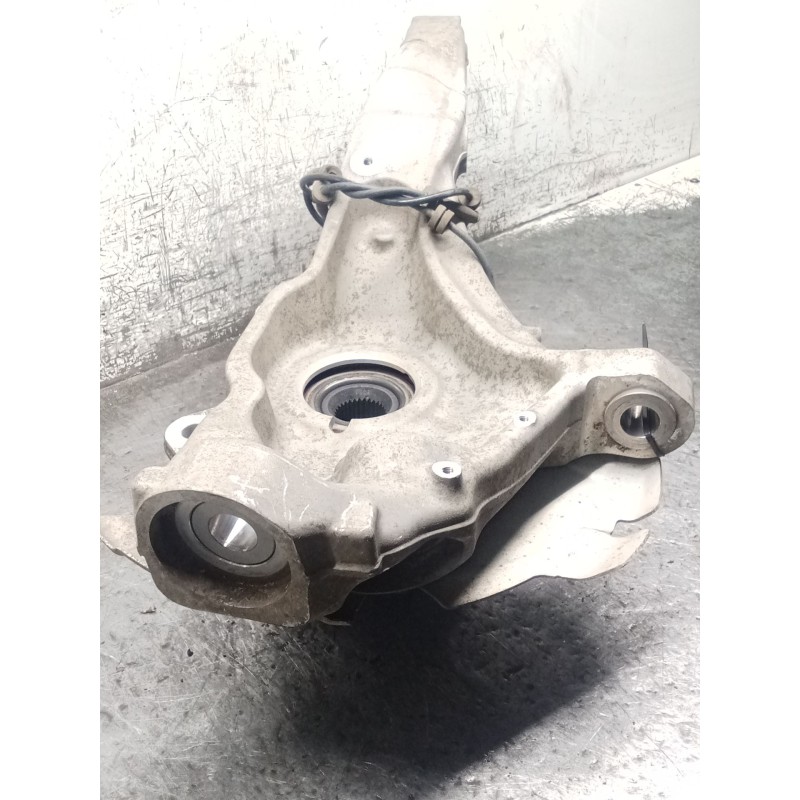 Recambio de mangueta delantera izquierda para land rover discovery v (l462) 2.0 sd4 4x4 referencia OEM IAM   