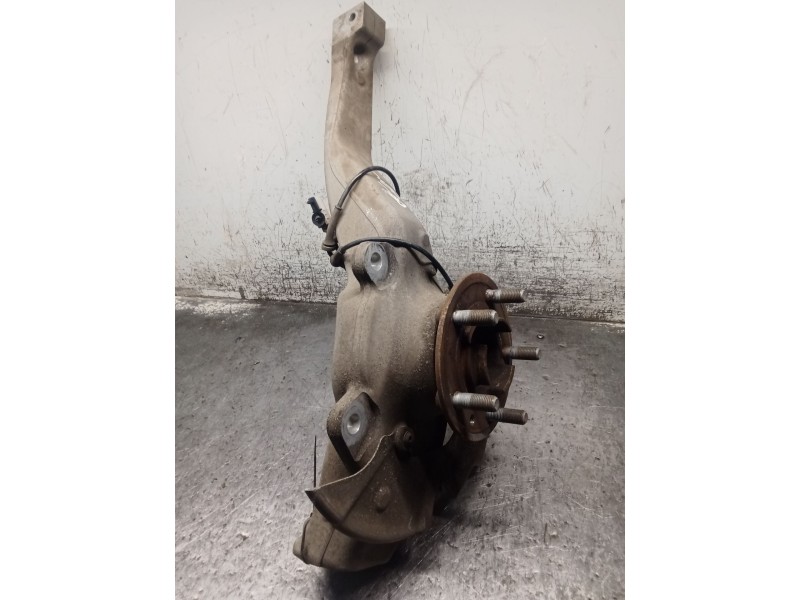 Recambio de mangueta delantera derecha para land rover discovery v (l462) 2.0 sd4 4x4 referencia OEM IAM   