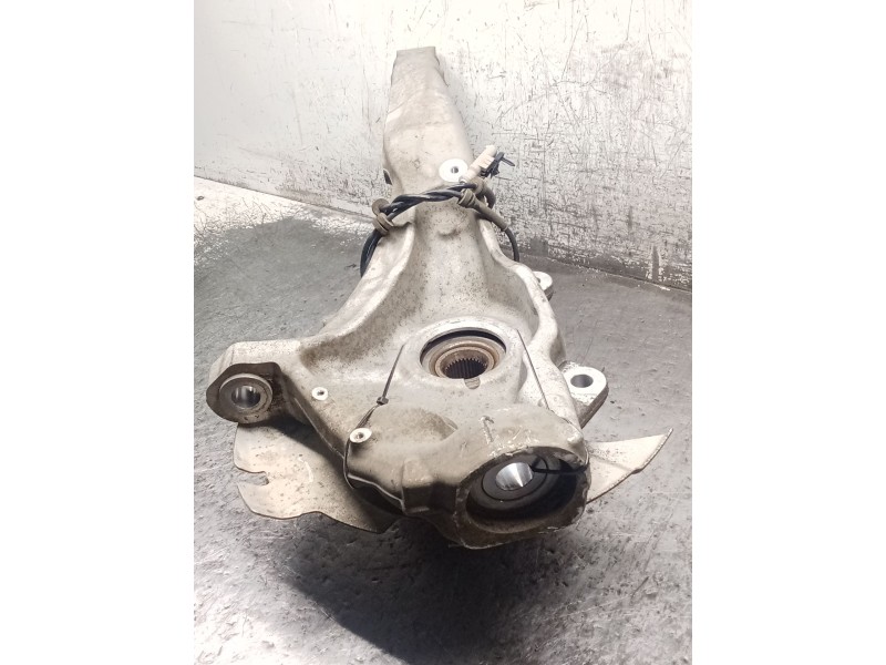 Recambio de mangueta delantera derecha para land rover discovery v (l462) 2.0 sd4 4x4 referencia OEM IAM   