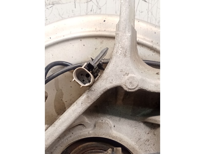 Recambio de mangueta trasera derecha para land rover discovery v (l462) 2.0 sd4 4x4 referencia OEM IAM JPLA5A970BA  