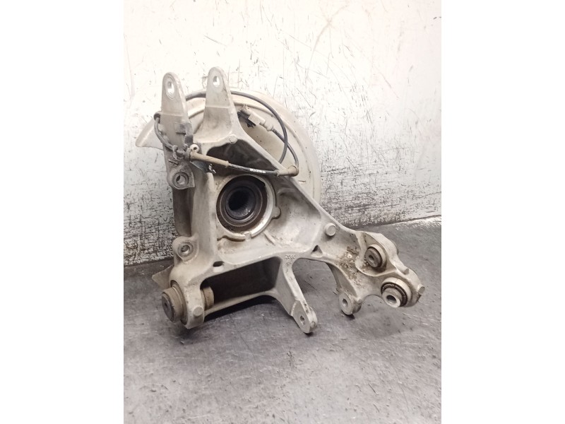 Recambio de mangueta trasera izquierda para land rover discovery v (l462) 2.0 sd4 4x4 referencia OEM IAM JPLA5A971BA  