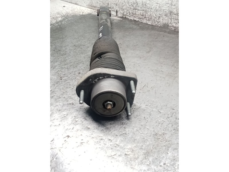 Recambio de amortiguador trasero izquierdo para land rover discovery v (l462) 2.0 sd4 4x4 referencia OEM IAM   