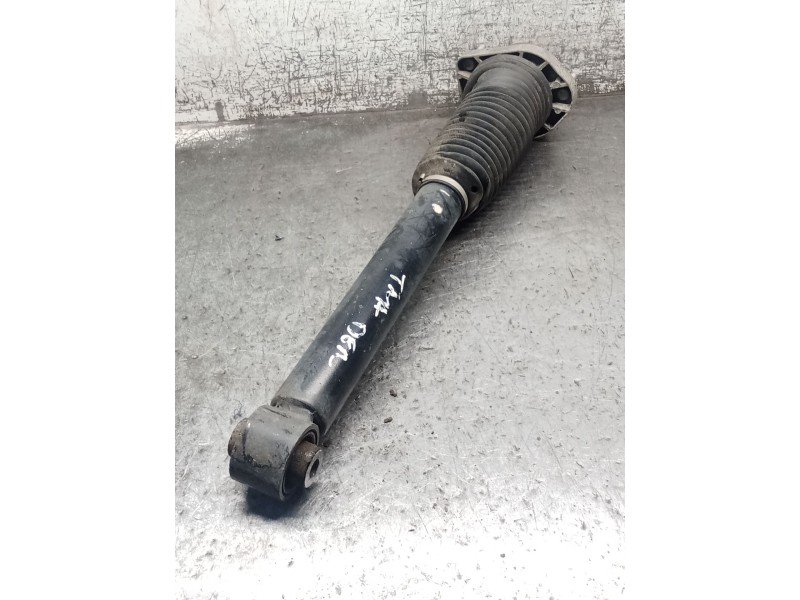 Recambio de amortiguador trasero derecho para land rover discovery v (l462) 2.0 sd4 4x4 referencia OEM IAM   