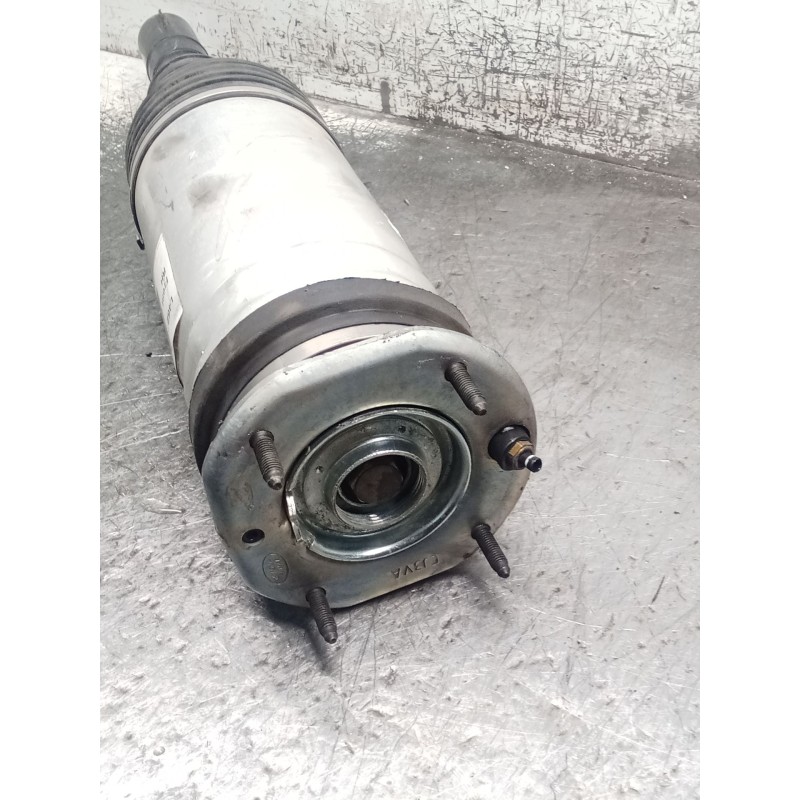 Recambio de amortiguador delantero derecho para land rover discovery v (l462) 2.0 sd4 4x4 referencia OEM IAM CJ3VA  
