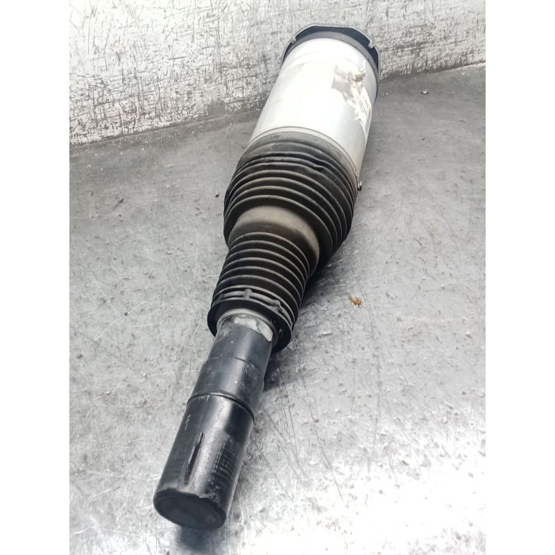 Recambio de amortiguador delantero izquierdo para land rover discovery v (l462) 2.0 sd4 4x4 referencia OEM IAM CJ3VA  