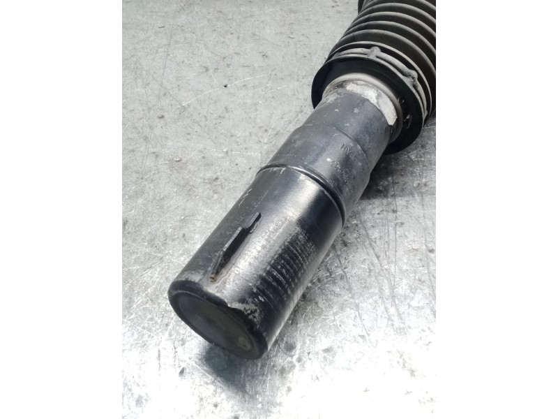 Recambio de amortiguador delantero izquierdo para land rover discovery v (l462) 2.0 sd4 4x4 referencia OEM IAM CJ3VA  