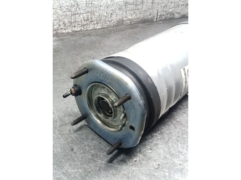 Recambio de amortiguador delantero izquierdo para land rover discovery v (l462) 2.0 sd4 4x4 referencia OEM IAM CJ3VA  