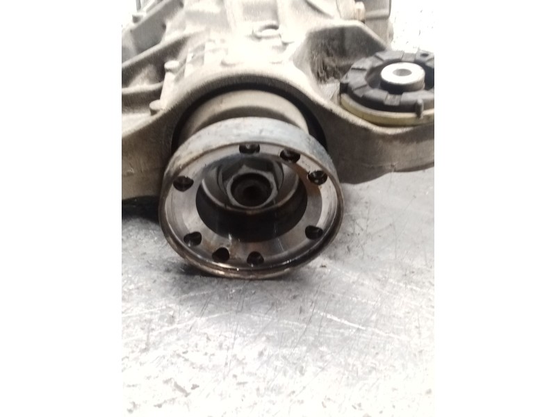 Recambio de diferencial trasero para land rover discovery v (l462) 2.0 sd4 4x4 referencia OEM IAM HPLA4A213DA R 3.31 C9S2A