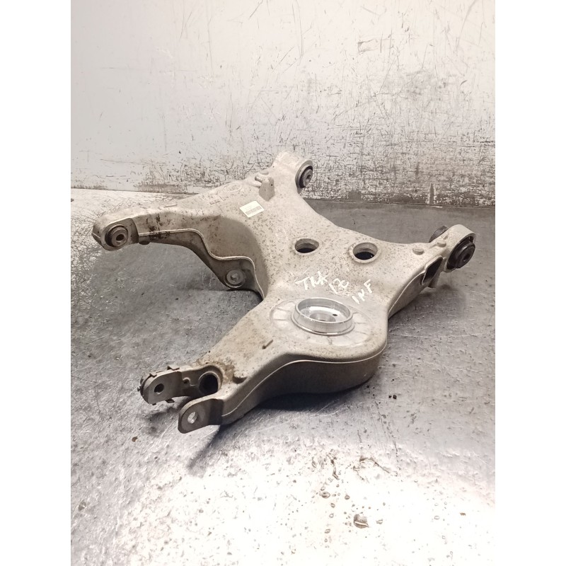 Recambio de brazo suspension inferior trasero izquierdo para land rover discovery v (l462) 2.0 sd4 4x4 referencia OEM IAM 28B075