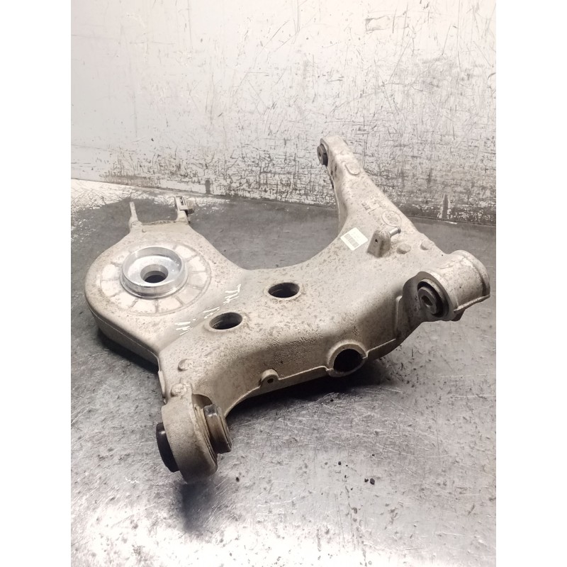 Recambio de brazo suspension inferior trasero izquierdo para land rover discovery v (l462) 2.0 sd4 4x4 referencia OEM IAM 28B075