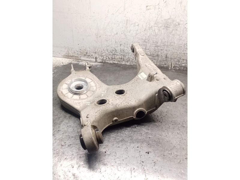 Recambio de brazo suspension inferior trasero izquierdo para land rover discovery v (l462) 2.0 sd4 4x4 referencia OEM IAM 28B075