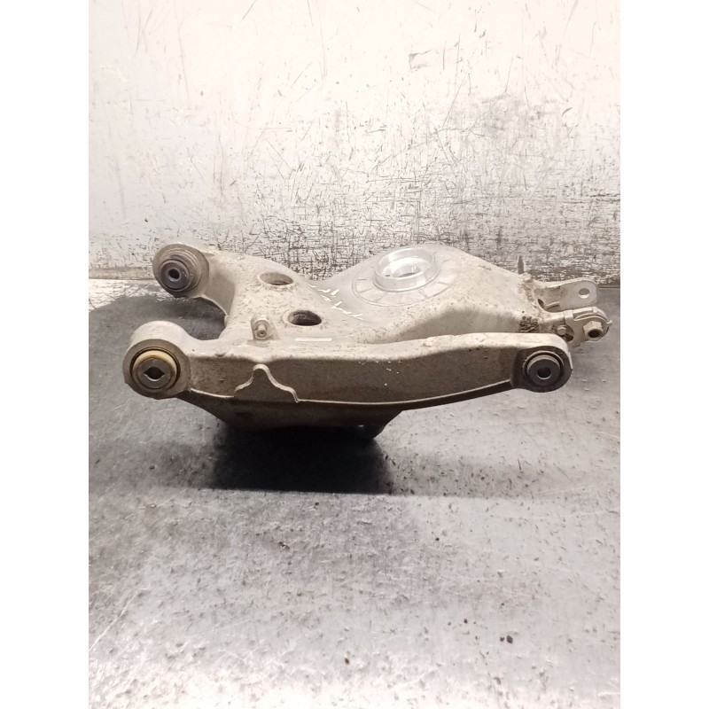 Recambio de brazo suspension inferior trasero izquierdo para land rover discovery v (l462) 2.0 sd4 4x4 referencia OEM IAM 28B075