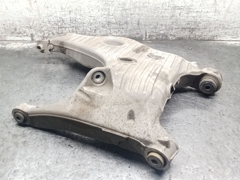 Recambio de brazo suspension inferior trasero izquierdo para land rover discovery v (l462) 2.0 sd4 4x4 referencia OEM IAM 28B075