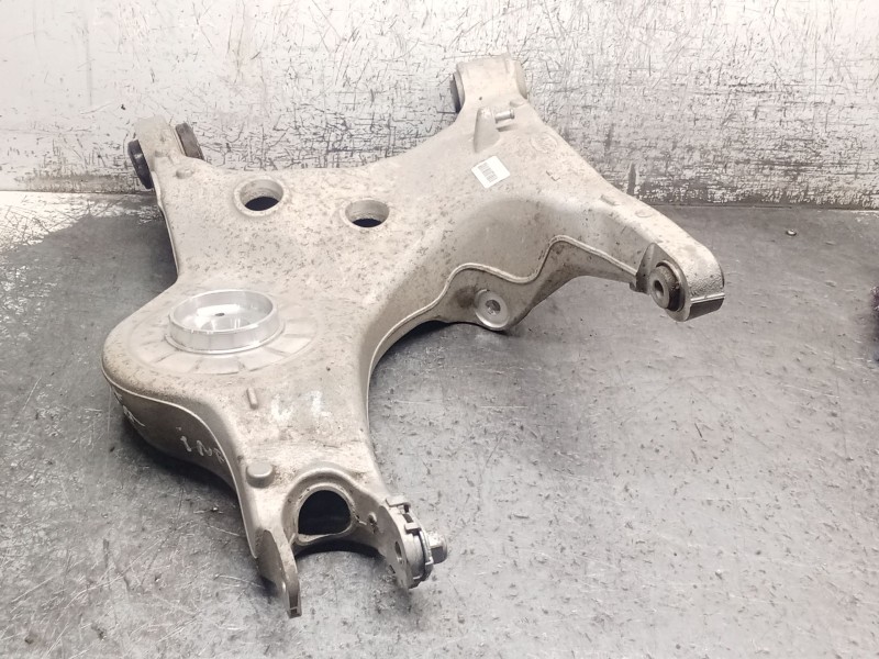 Recambio de brazo suspension inferior trasero derecho para land rover discovery v (l462) 2.0 sd4 4x4 referencia OEM IAM 28B07510