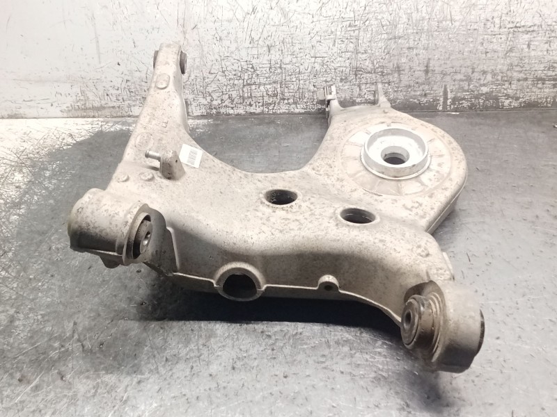Recambio de brazo suspension inferior trasero derecho para land rover discovery v (l462) 2.0 sd4 4x4 referencia OEM IAM 28B07510