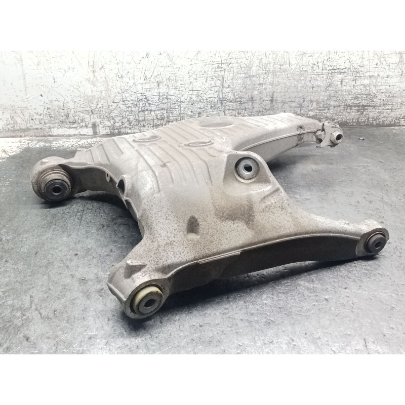 Recambio de brazo suspension inferior trasero derecho para land rover discovery v (l462) 2.0 sd4 4x4 referencia OEM IAM 28B07510